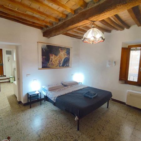 Casa Vicolo Delle Chiavi Appartement Poggibonsi Buitenkant foto