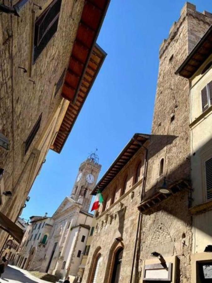 Casa Vicolo Delle Chiavi Appartement Poggibonsi Buitenkant foto